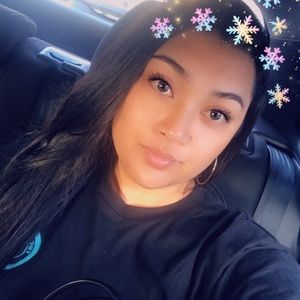 Meet your Posher, Shanel